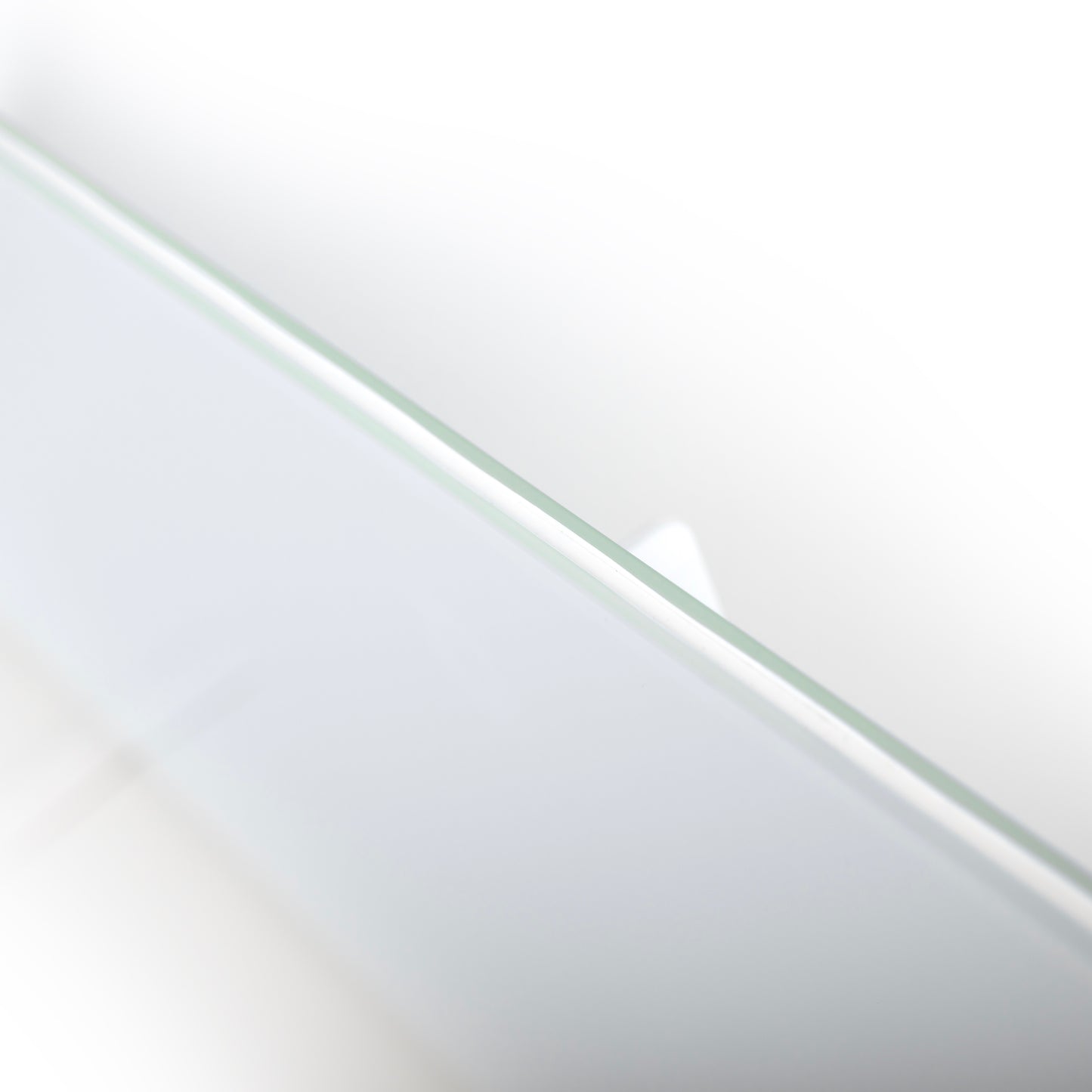 W670 White: Premium Infrared Environmentally Friendly Glass Heater